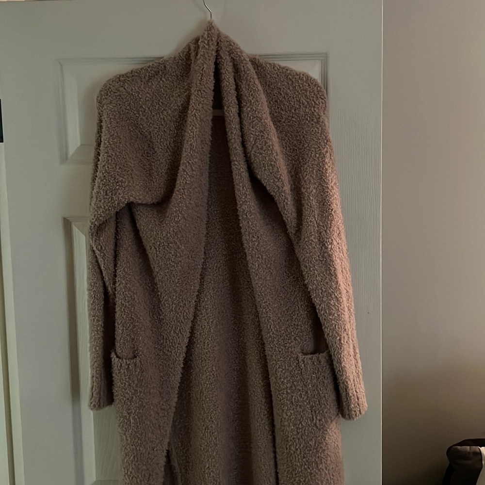 Skims fuzzy robe